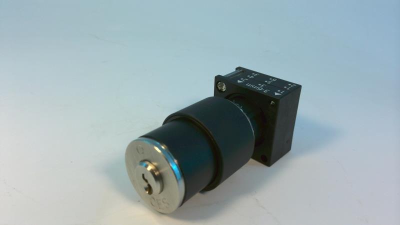 SIEMENS 3SB30004PD11ZSSG