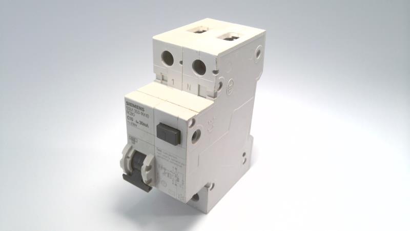 SIEMENS 5SU1353-1KK10