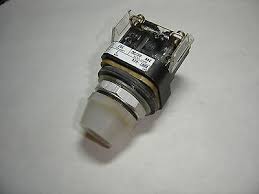 ALLEN BRADLEY 800T-QL24W