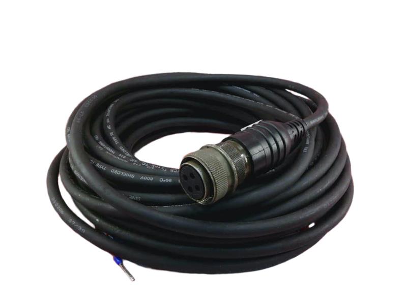 P28117-M50 par AMPHENOL