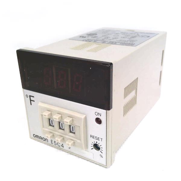 OMRON E5C4-R20J 0-399F AC110/120