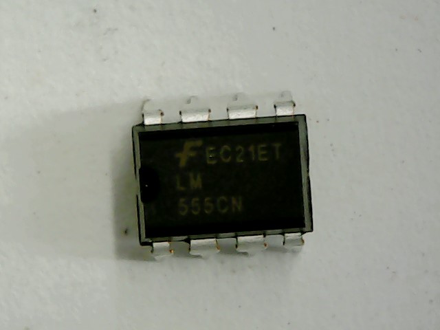 FAIRCHILD INDUSTRIAL PROD LM555CN
