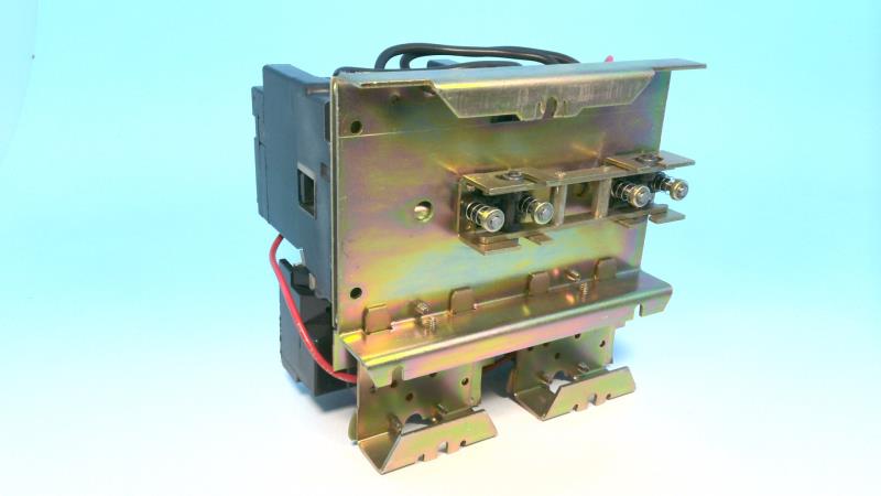 SCHNEIDER ELECTRIC 8810SBO3V02S