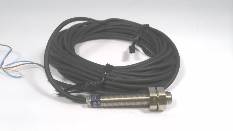TELEMECANIQUE SENSORS XS508B1DAL5