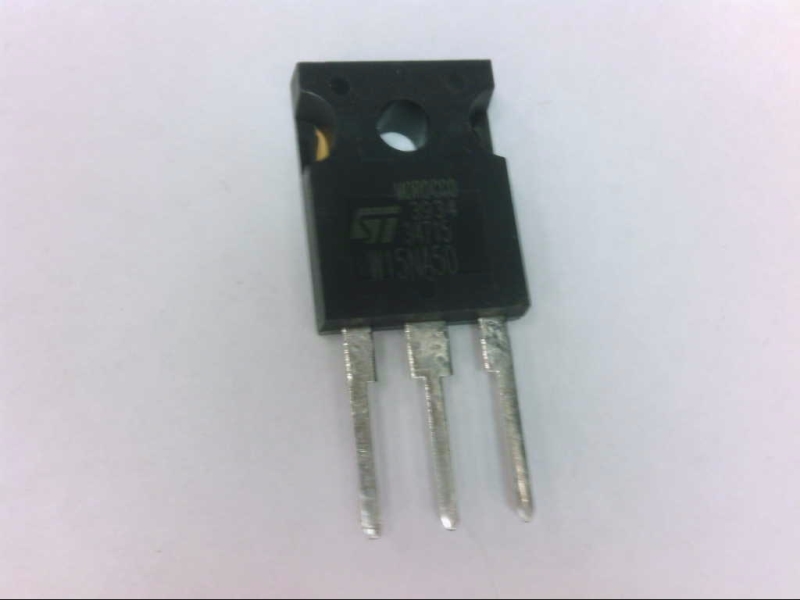ST MICRO STW15NA50