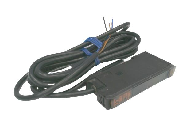 OMRON E3X-DA11TW-S 2M