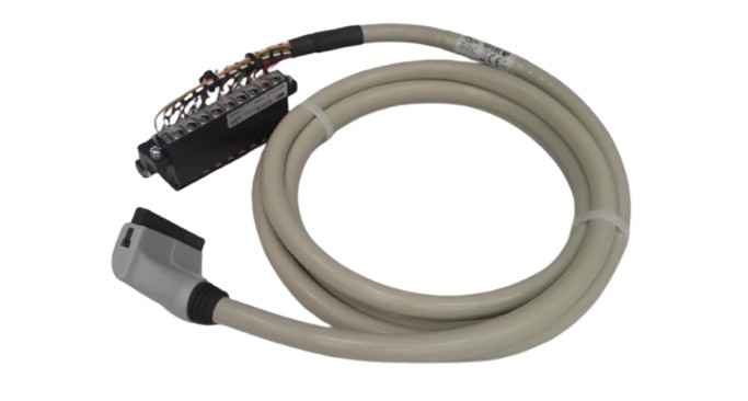 ALLEN BRADLEY 1492-CAB025J69