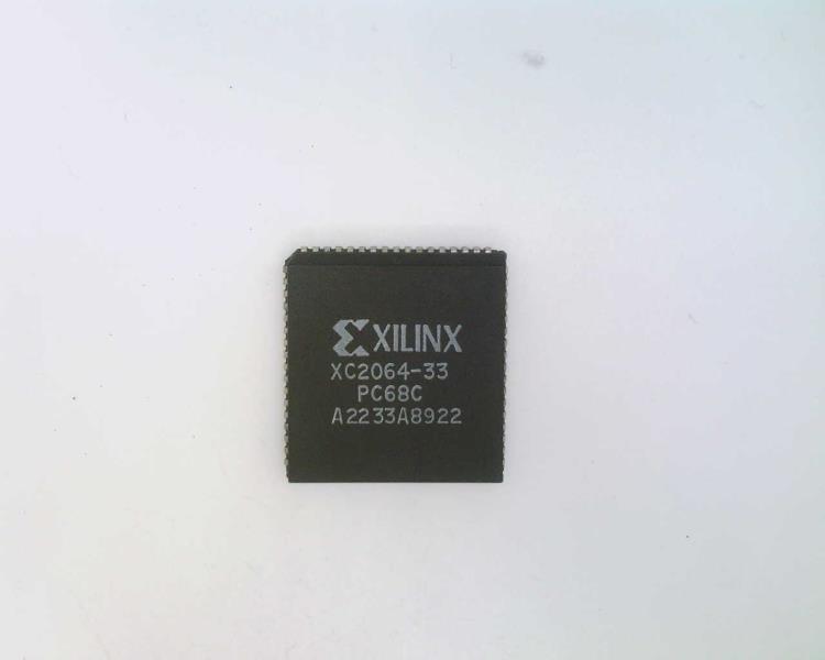 XILINX XC2064-33PC68C