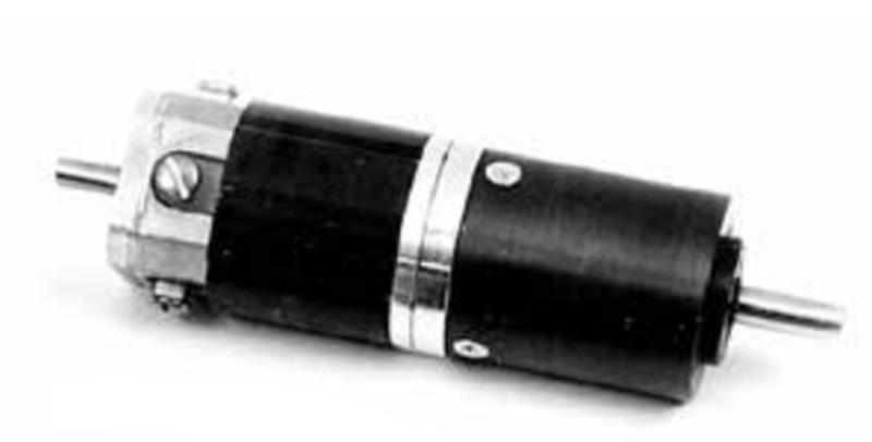 MOOG C13G-L28W10M30-051