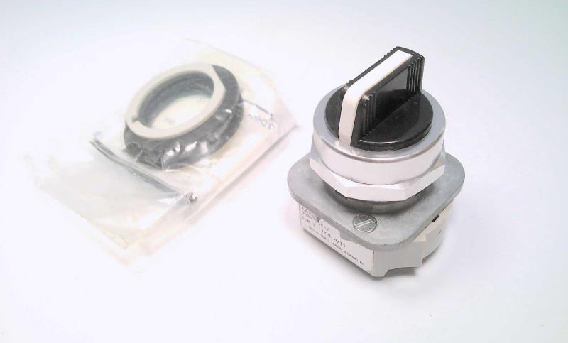 ALLEN BRADLEY 800T-J5KE7