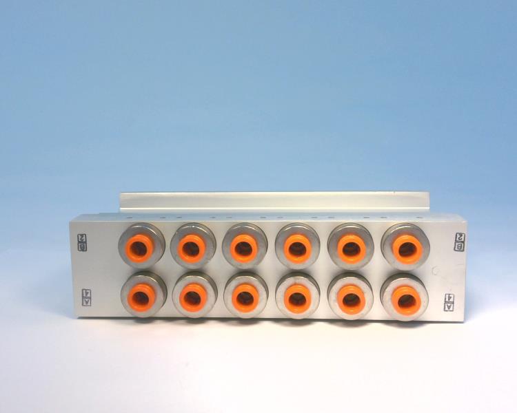 SMC VV5QZ35-06N7TC-R