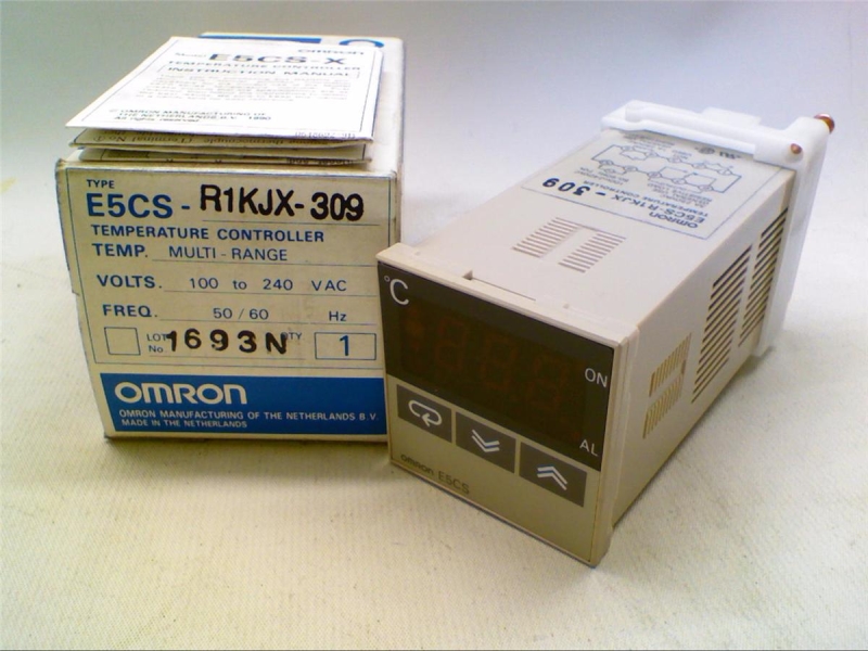 OMRON E5CS-R1KJX-309 OMRON E5CS-R1KJX-309
