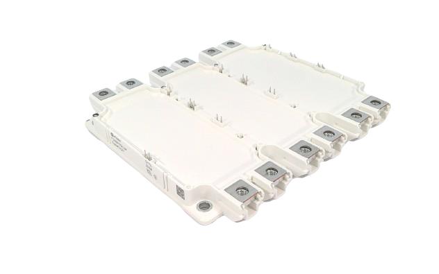 INFINEON FS500R17OE4DP