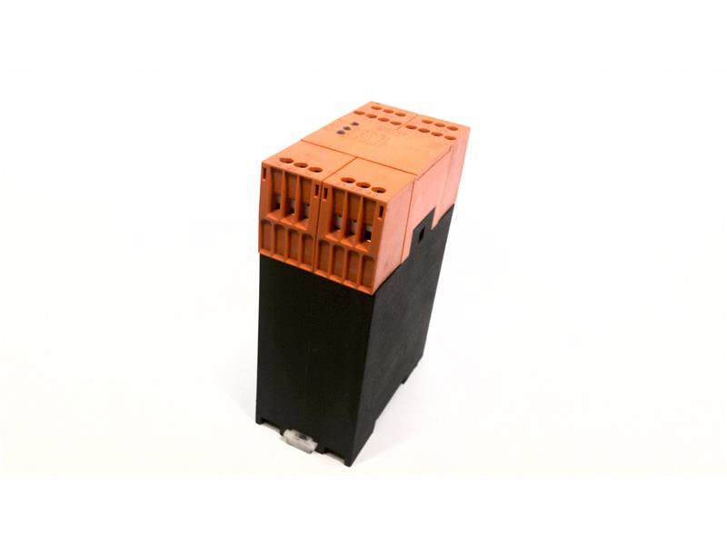 DOLD BH5933.48/61 AC230V