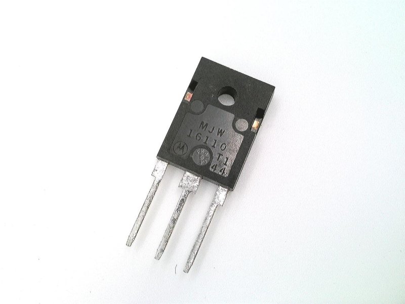 NXP SEMICONDUCTOR MJW16110
