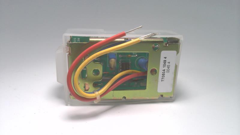 HONEYWELL T7050A-1049-4
