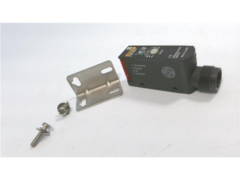 OMRON E3S-AD17
