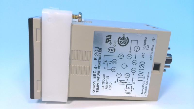 OMRON E5C4-R20J 0-399C AC110/120