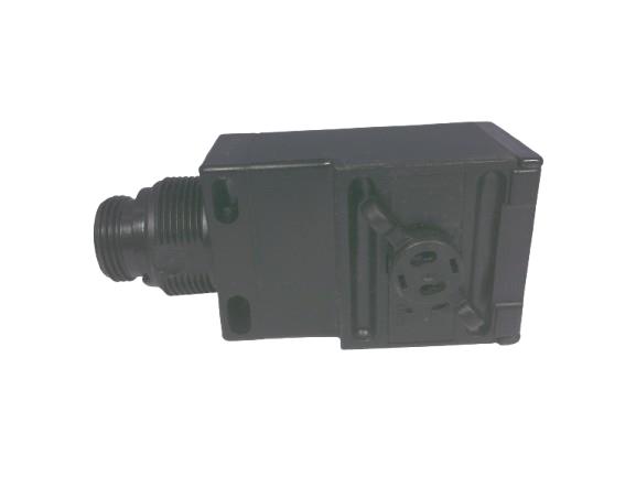 OMRON E3JU-XRM4T-MN1