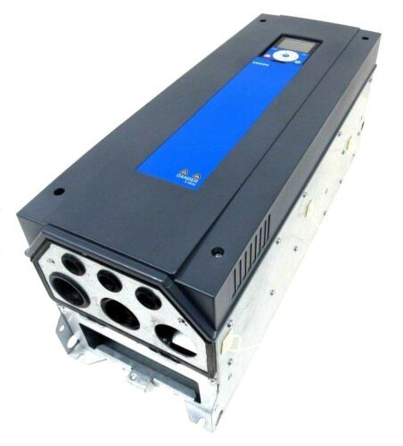 DANFOSS VACON0100-3L-0105-5-R02+SBF4 +SDB4+SEBJ+DPAP
