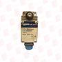TELEMECANIQUE SENSORS PL300WN2M16