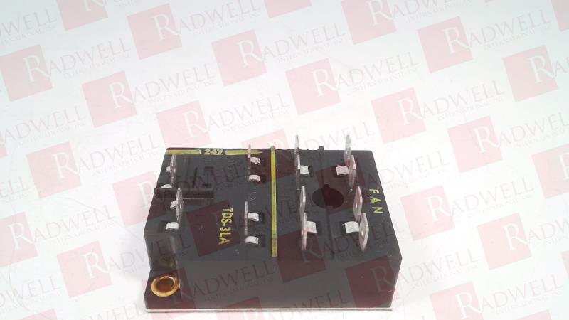 TDS-3LA Relay/Socket by ROBERTS CONSOLIDATED IND