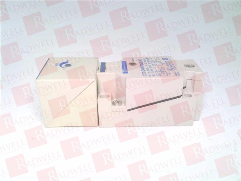 SCHNEIDER ELECTRIC XT7C40FP262H7