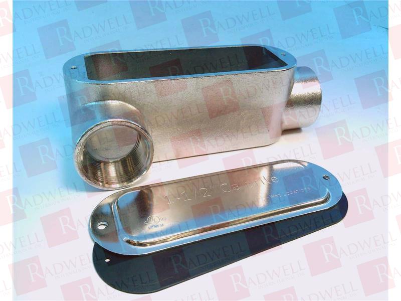 CONDUIT OUTLET BODY, LR STYLE, FORM 8, L SHAPE, 1-1/2 INCH HUB / FEMALE / THREADED, 3-9/16 INCH WIDTH, 8-7/8 INCH LENGTH, FLAT BACK, W/ COVER, POLISHED FINISH / STAINLESS STEEL