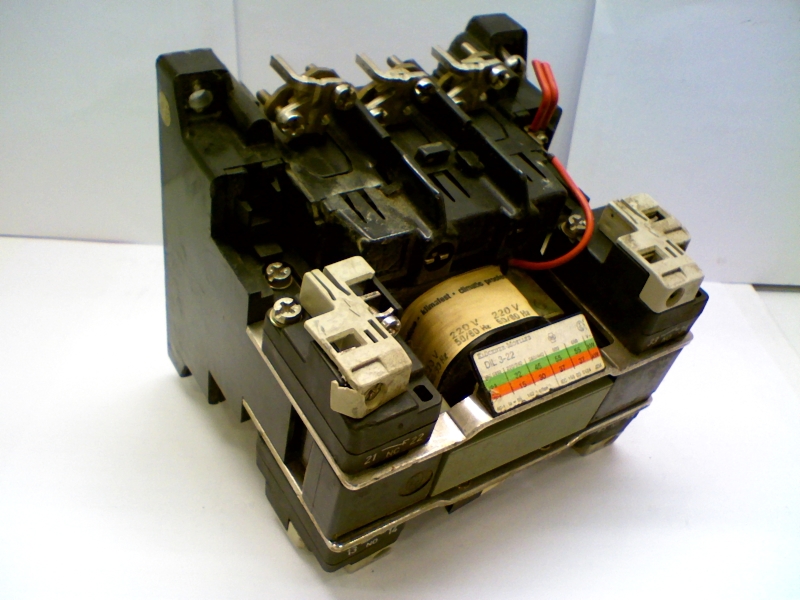 EATON CORPORATION DIL 3-22 220V/50-60HZ