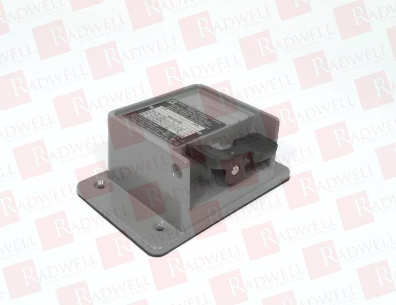 SCHNEIDER ELECTRIC 3105752950