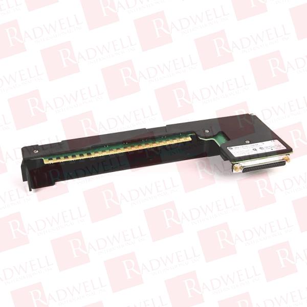ALLEN BRADLEY 1492-CM1771-LD010F