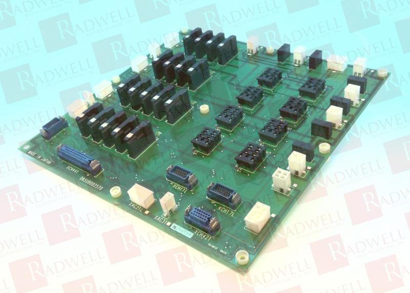 MITSUBISHI D65UB002570