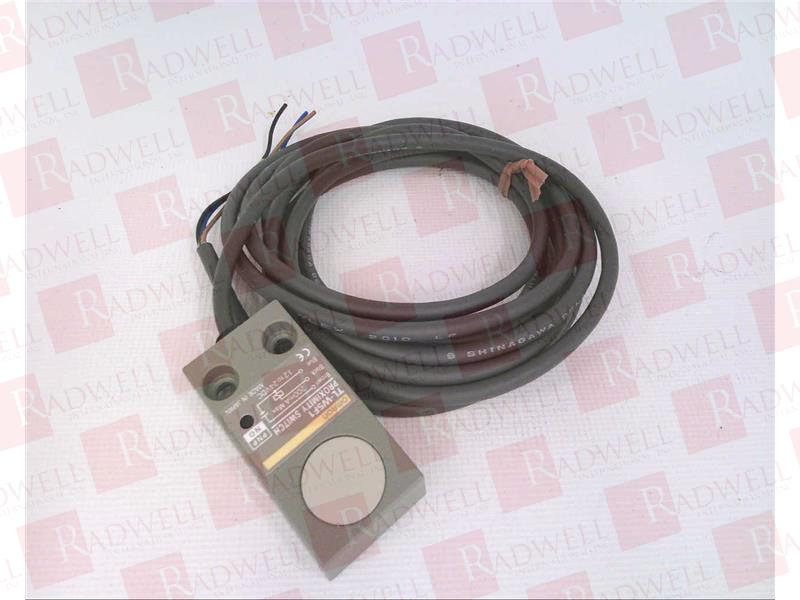 OMRON TL-W5F1
