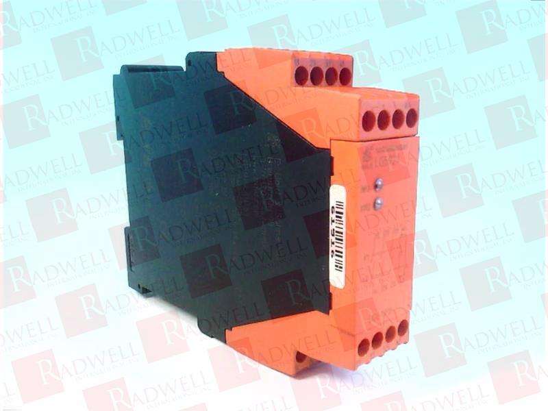 SAFETY RELAY, EMERGENCY STOP, 1 CHANNEL, 24 VDC, 3 N.O. SAFETY OUTPUT, 1 N.C. MONITORING OUTPUT, FIXED SCREW TERMINALS