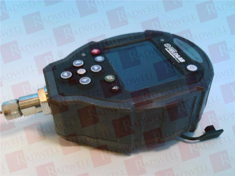 DIGITAL PRESSURE CALIBRATOR, 100 PSI, 7 BAR, 700 KPA, 1/4IN MALE NPT BOTTOM CONNECTION