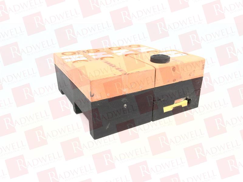 EFECTOR 4DI-Y 4DO-Y IP67-AC5235