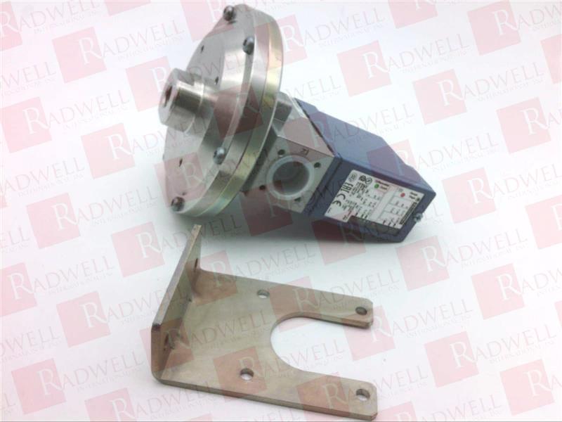 SCHNEIDER ELECTRIC XMLB001S2S13