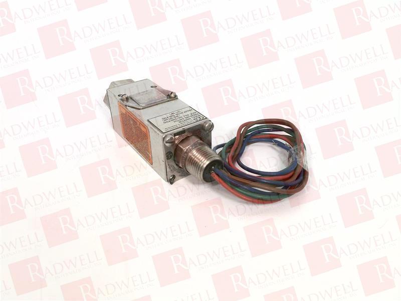 CUSTOM CONTROL SENSORS 6900PE36-7035